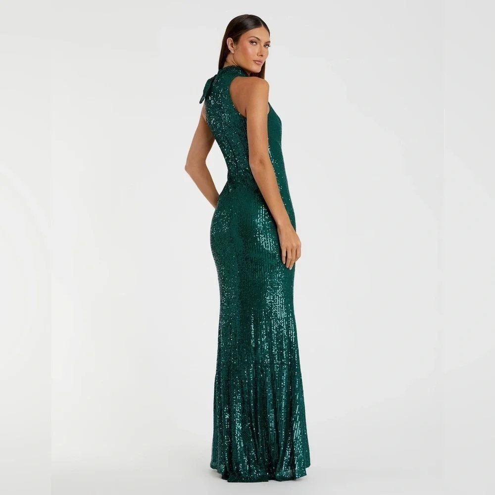 IEENA FOR MAC DUGGAL NWT 11280
Sequined Soft Tie Halter Neck Column Gown - Picture 3 of 6